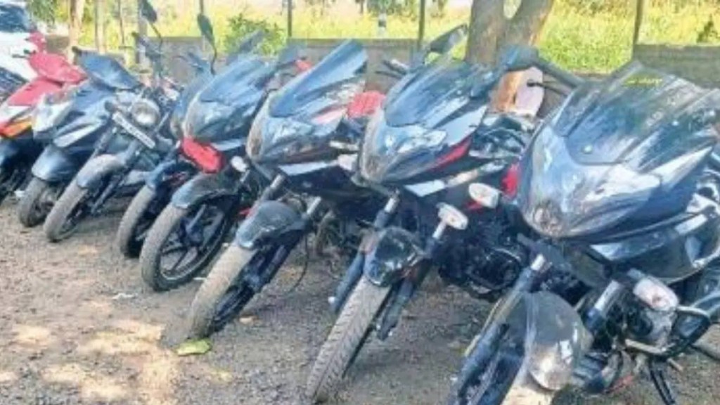 Bike thief arrested from Kothrud area four bike seized by police pune
