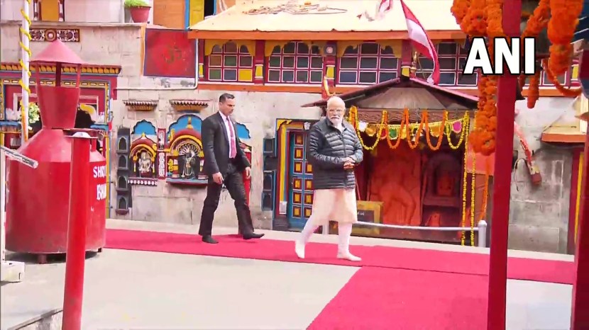 ते म्हणाले, “संवेदनशील सरकार, गरिबांची दुरवस्था समजून घेणारे सरकार आज देशाच्या कानाकोपऱ्यातील लोकांना जाणवत आहे.