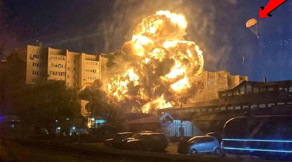 Russian warplane crashes in Sea of Azov port city