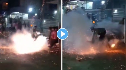 The biker fell on the firecrackers in ambernath The biker fell on the firecrackers in ambernath