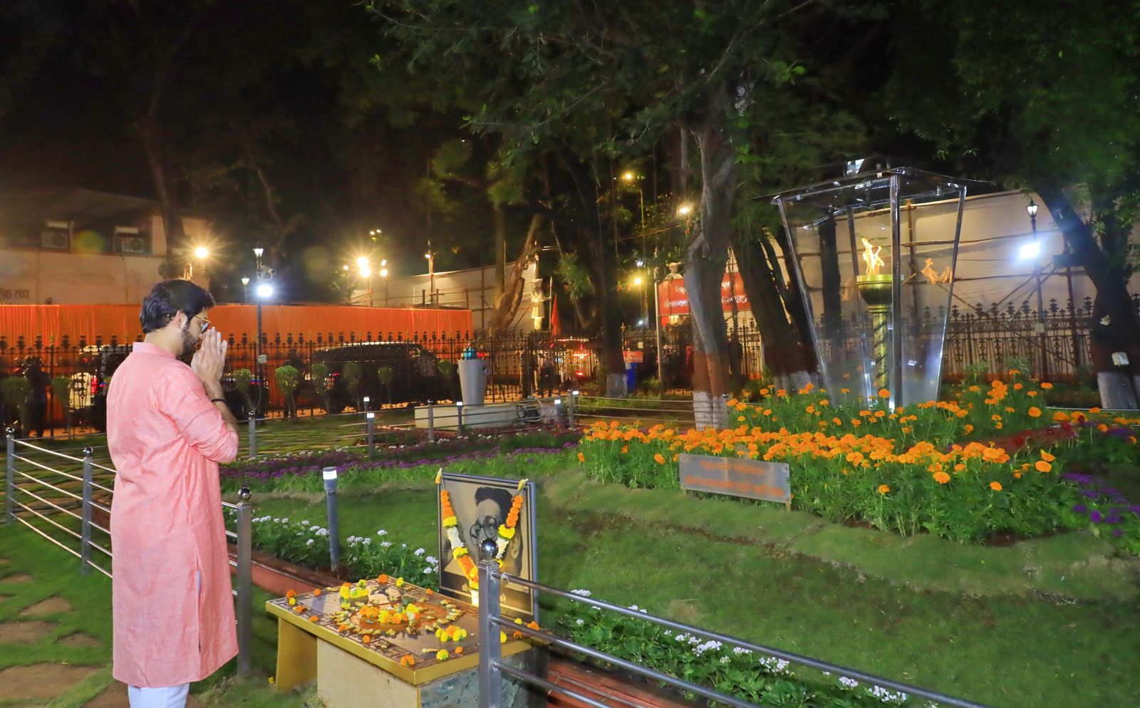 Aaditya thackeray visit shivtirt
