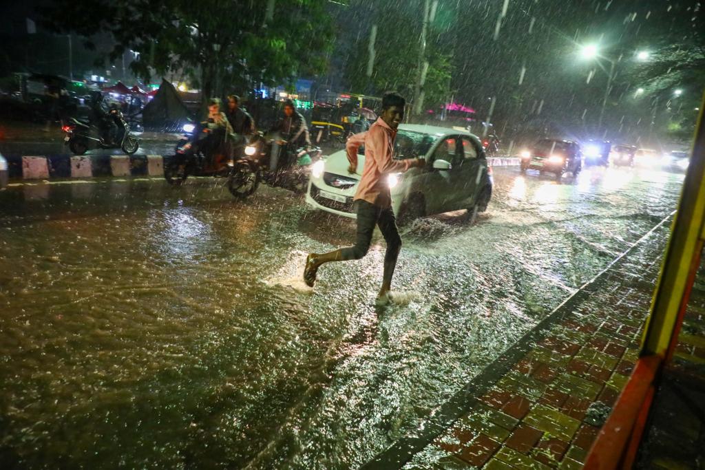 pune heavy rainfall