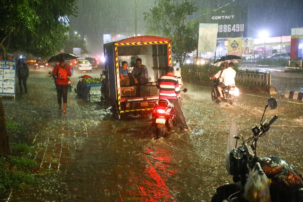 pune heavy rainfall