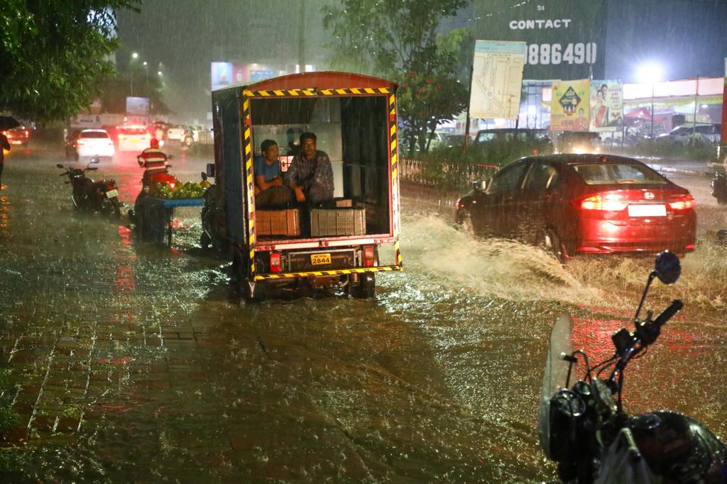 pune heavy rainfall