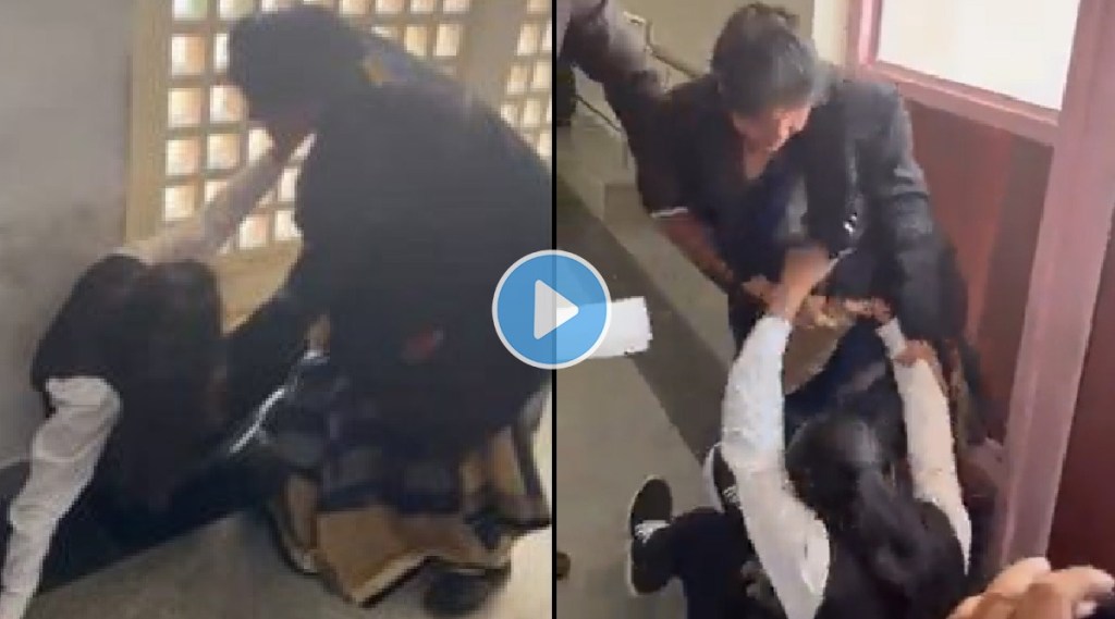 fight between two lady advocate video fight between two lady advocate video