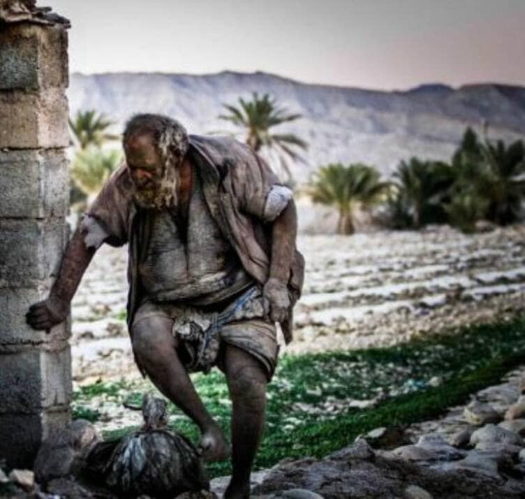 Worlds Dirtiest Man Amou Haji Dies Months After His First Bath In Decades