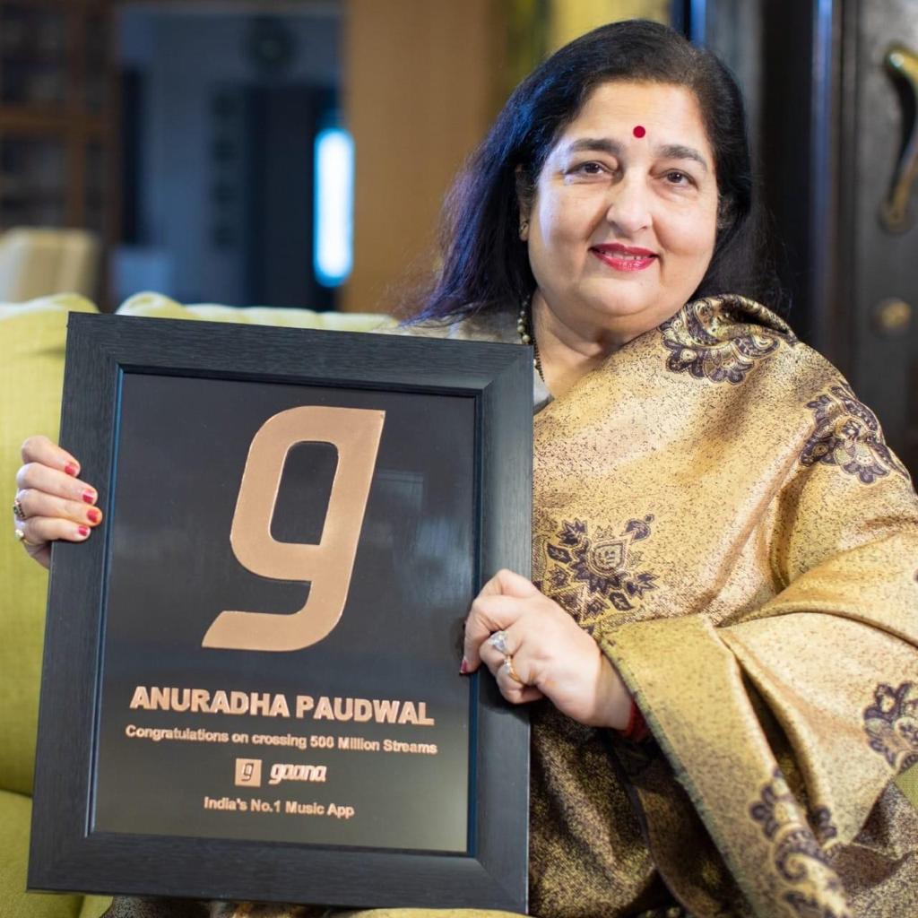 anuradha paudwal 8