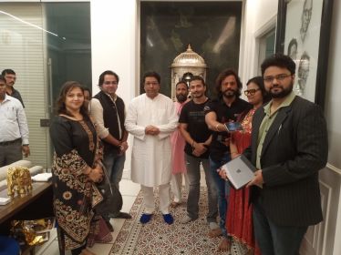 raj thackeray appriciet film hariom 