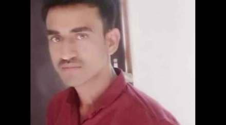 प्रशांत मेसरे (२५) तरुणाचे नाव आहे