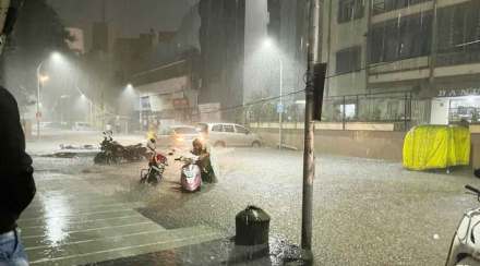 पुण्यात पावसाचा हाहाकार ; नागरिकांत धडकी
