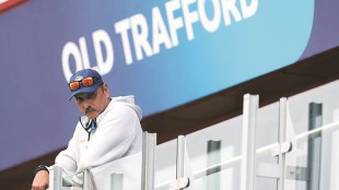 Former Indian team coach Ravi Shastri has supported Mankding. He has stated this rule absolutely correctly.
