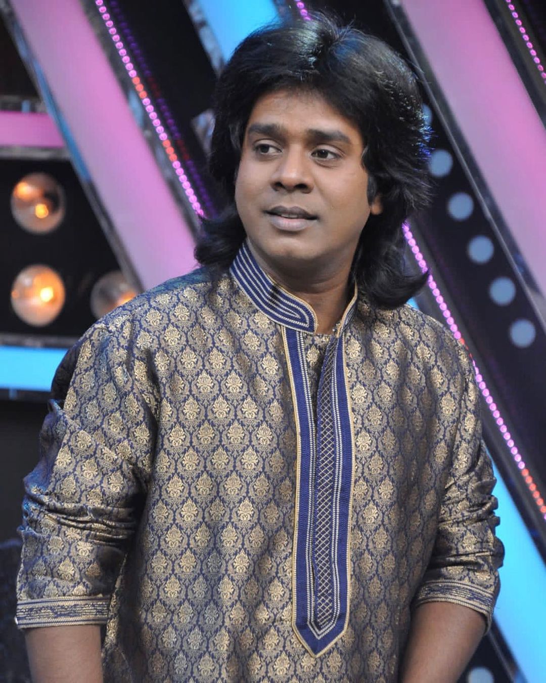reason behind gaurav more long hair 