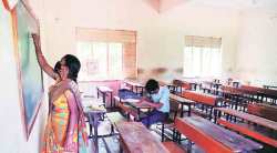 जिल्हा परिषदेच्या १०० शाळा बंद होण्याच्या मार्गावर ; शाळांमध्ये केवळ ५ ते १० पटसंख्या