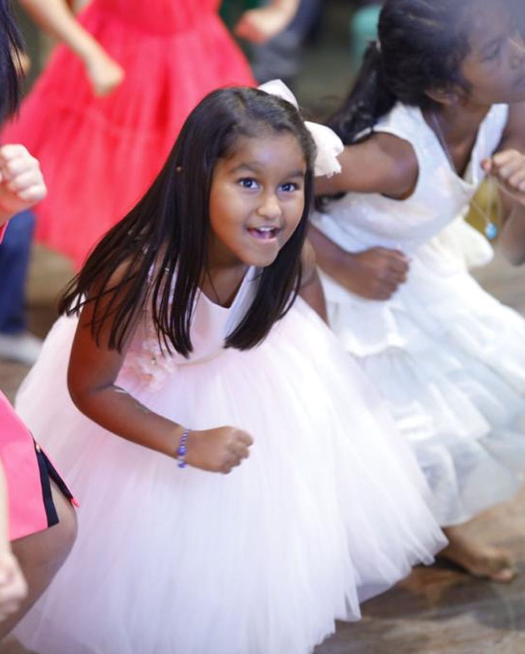 Sunny Leone Daughter Birthday Pics 