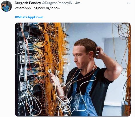whatsapp down 9
