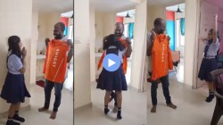 Viral Video : वडिलांना Swiggy मध्ये नोकरी लागल्यावर मुलीचा आनंद गगनात मावेना; केलं असं काही की…