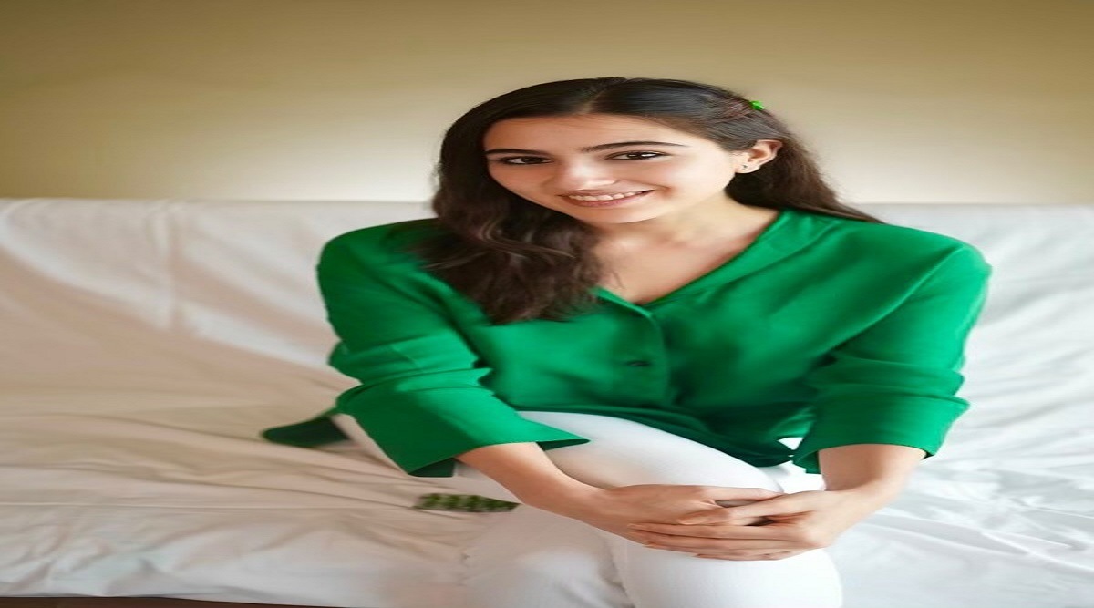 सारा अली खान: सारा अली खानने फार कमी कालावधीत बॉलिवूडमध्ये आपली ओळख निर्माण केली आहे. पण तुम्हाला माहिती आहे का, चित्रपटांमध्ये येण्यापूर्वीच साराने कोलंबिया युनिव्हर्सिटीमधून पॉलिटिकल सायन्स आणि हिस्ट्रीमध्ये पदवी प्राप्त केली.
