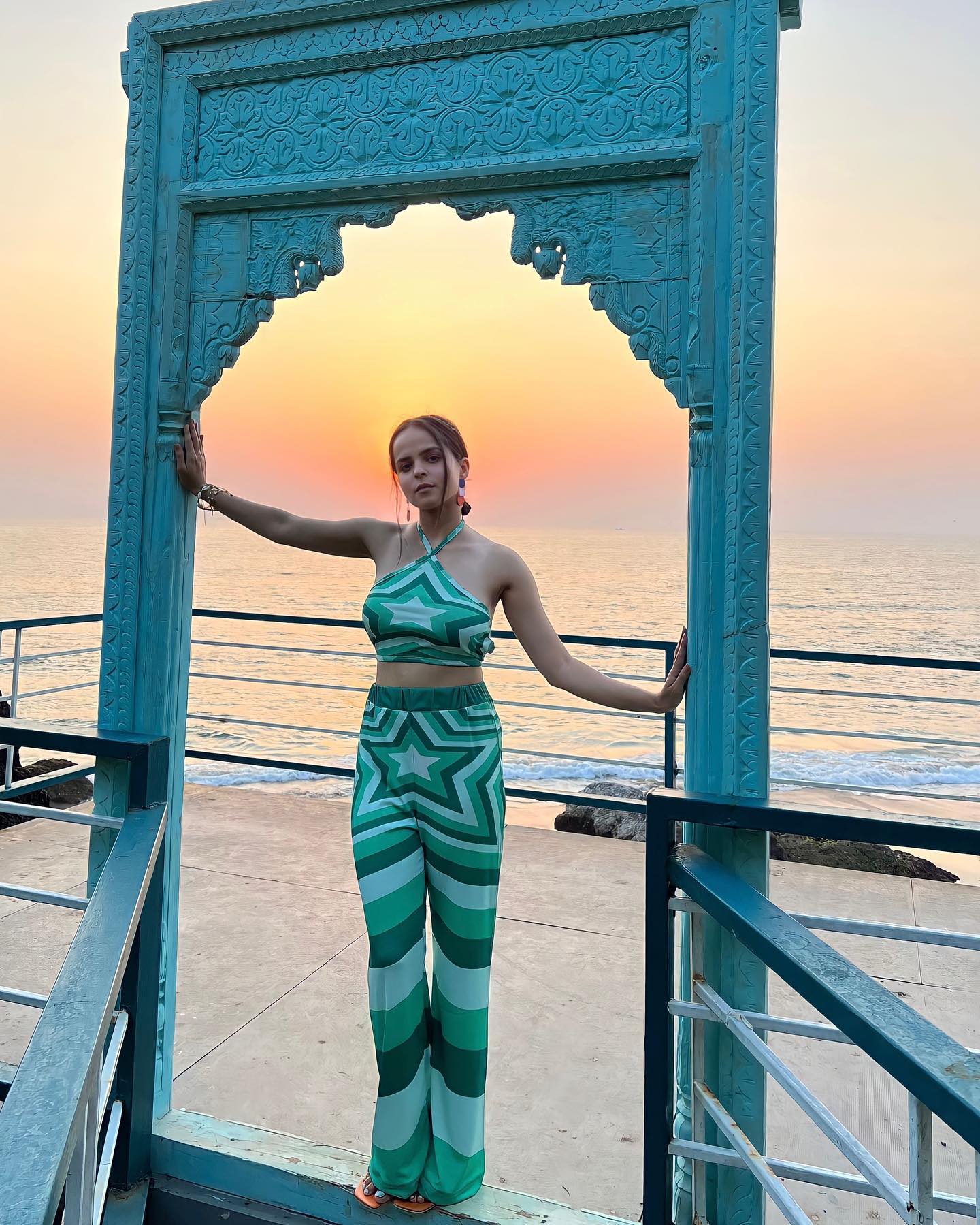 palak sidhwani Palak Sidhwani bikini look