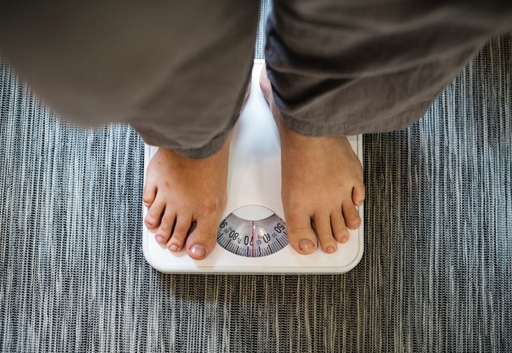 Exercising too much Not getting enough sleep Avoiding fatty foods starvation these habits can be the obsticle in weight loss journey