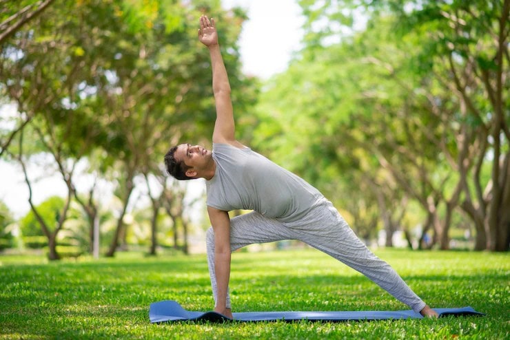 Exercising too much Not getting enough sleep Avoiding fatty foods starvation these habits can be the obsticle in weight loss journey