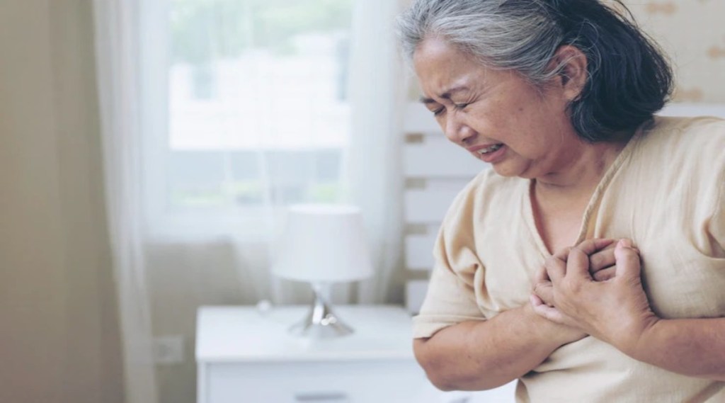 12 symptoms emerge in women before heart attack 12 symptoms emerge in women before heart attack