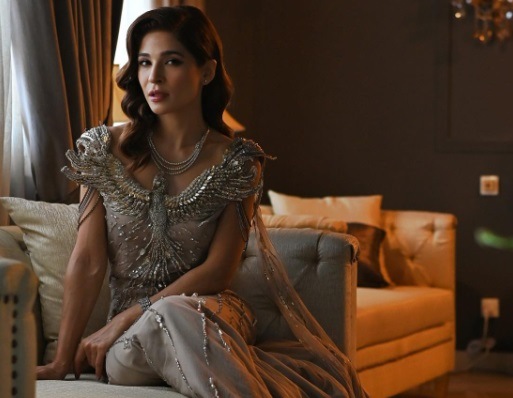  Ayesha Omar