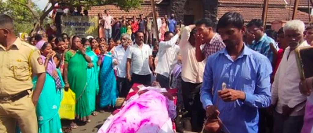Protest against encroachment on Gayran land in Kolhapur
