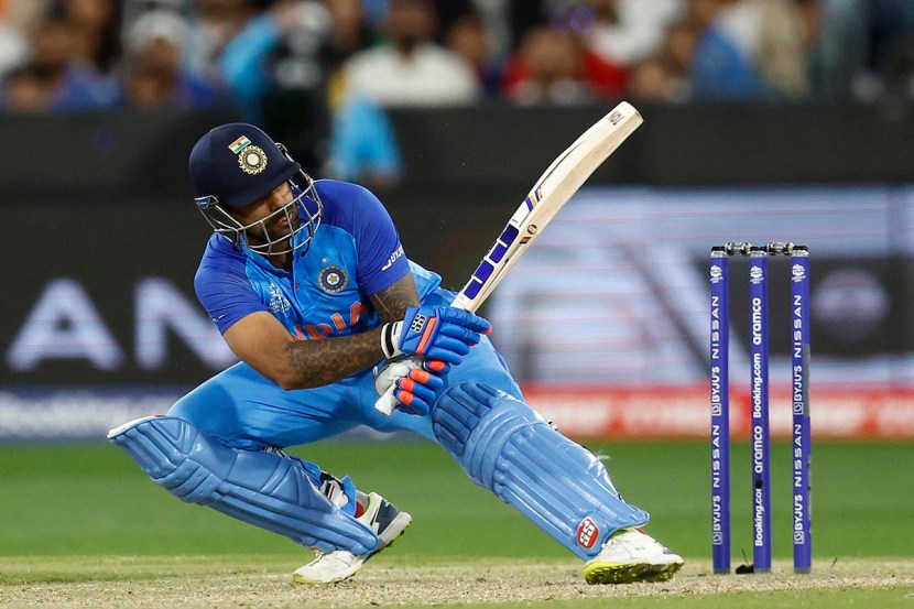T20 World Cup 2022 Mr. 360! Suryakumar Yadav's Spectacular Shots Against Zimbabwe 