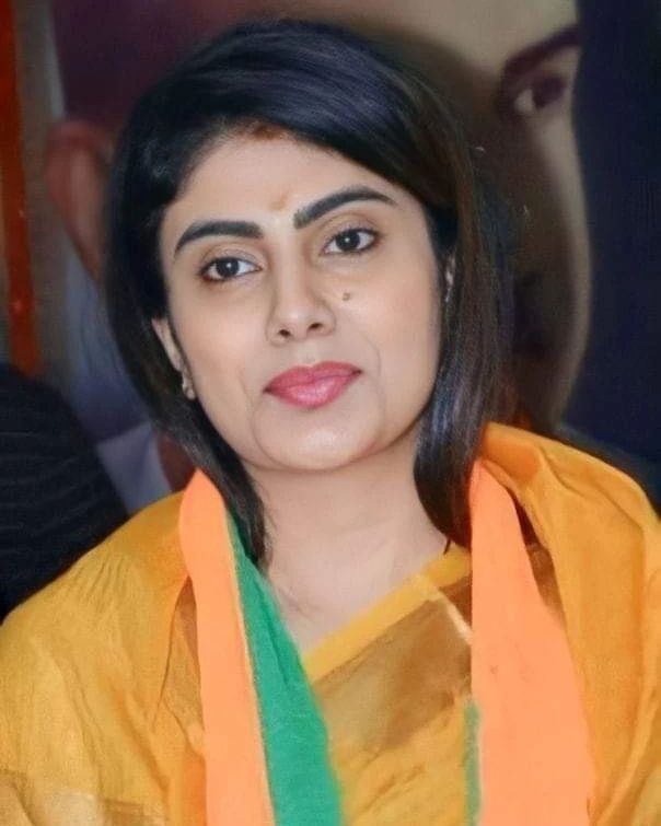 rivaba ranvindra jadeja saree collection