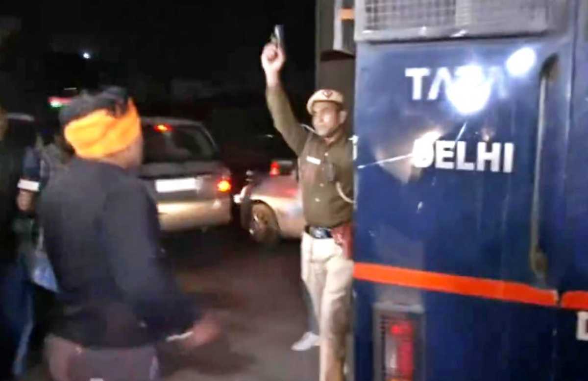 चाचणी झाल्यानंतर आफताबला सायंकाळी पुन्हा तुरुंगात नेण्यात येत होतं.