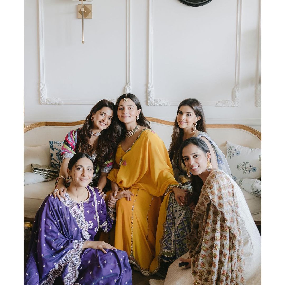 Alia Bhatt Ranbir Kapoor home inside photo 13
