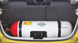 Car Tips: प्रवास होईल कमी पैशात; फक्त ‘या’ चार टिप्स फाॅलो करुन वाढवा तुमच्या CNG कारचे मायलेज!