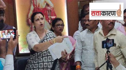chitra wagh was angry on reporters questions, mixed reactions within BJP