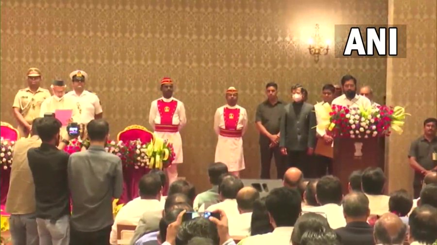 devendra fadnavis eknath shinde duputy cm post 