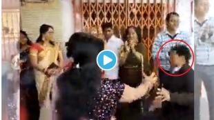 Video 40 Year Old Man On The Spot Death While Dancing In Wedding Baraat Wife Reaction Goes Viral