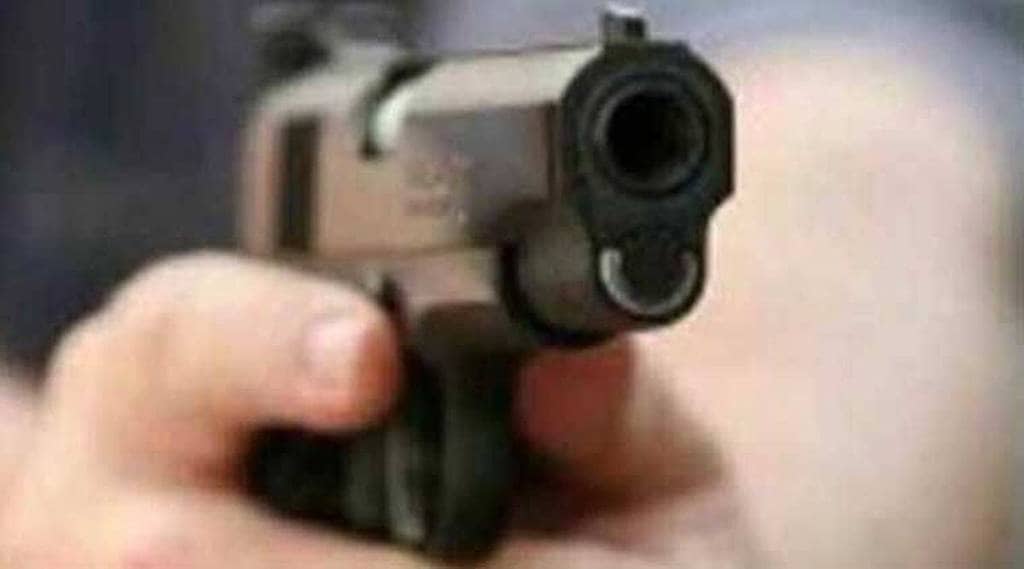 one shot at by criminal in warje crime police pune