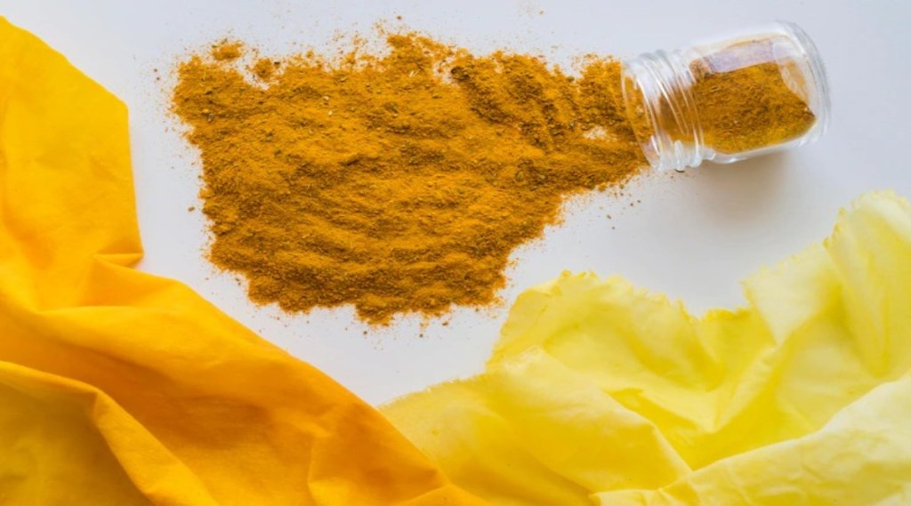 How to remove turmeric stains lemon cold water toothpaste vinegar use these tips How to remove turmeric stains lemon cold water toothpaste vinegar use these tips