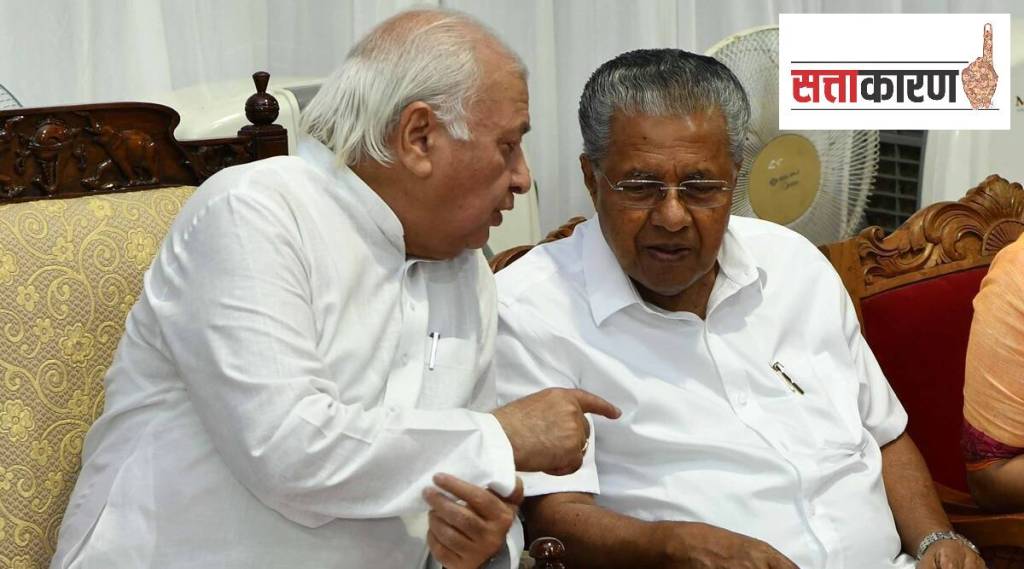 Kerala Governor Arif Mohammed Khan (L) and Chief Minister Pinarayi Vijayan (R)