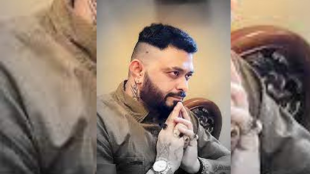 accused ait parse arranged delhi darshan for leaders son in nagpur