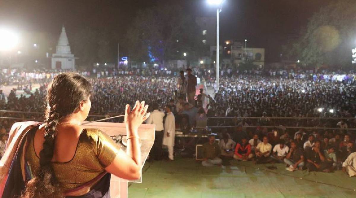 शिंदे गटात गेलेल्या लोकांना पश्चाताप होतोय.