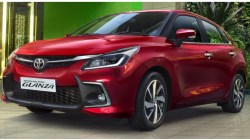 Toyota CNG Car: टोयोटाची पहिली सीएनजी कार भारतात लाँच; जाणून घ्या कारचे खास फीचर्स आणि किंमत