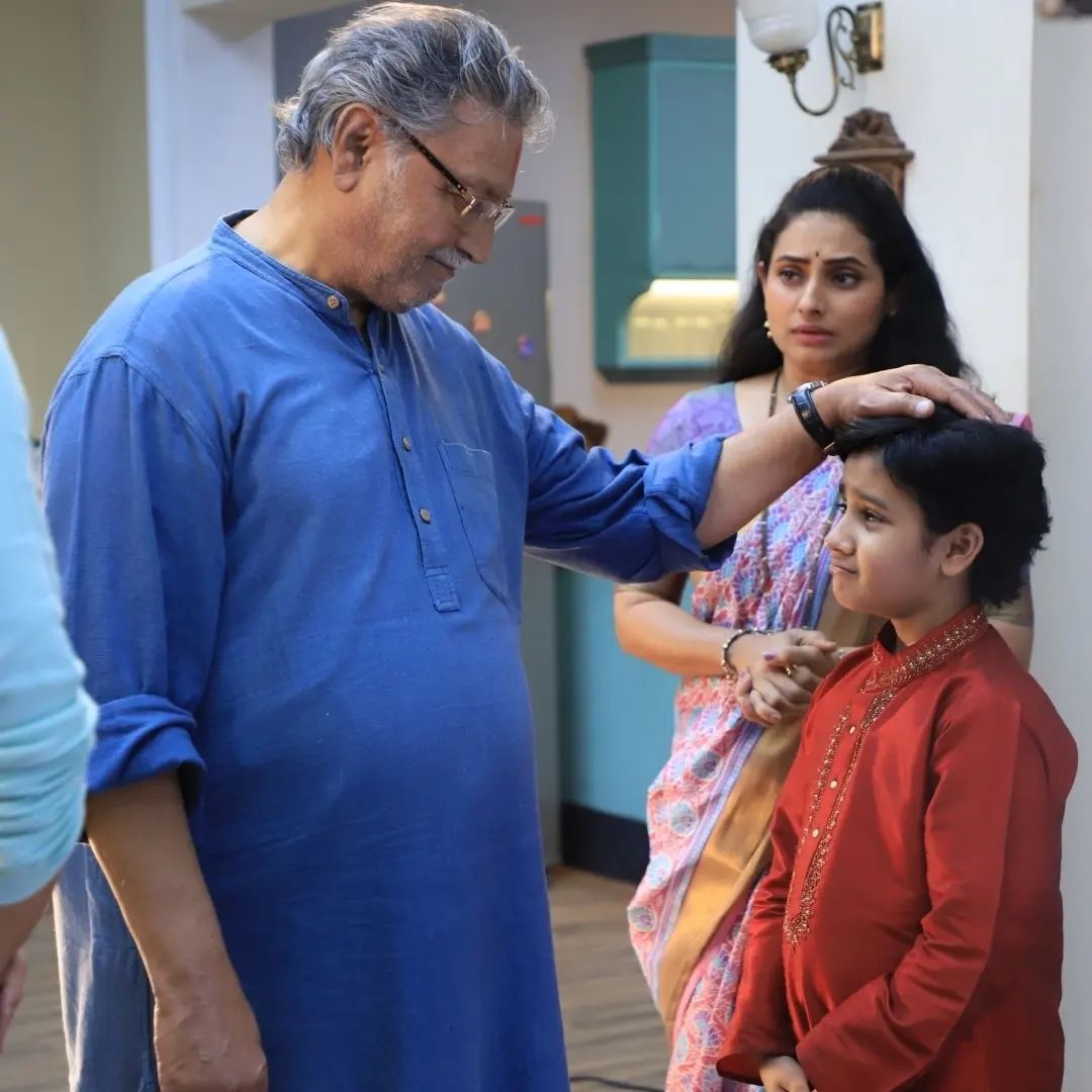 Vikram Gokhale great grandson first Indian actress Durgabai Kamat