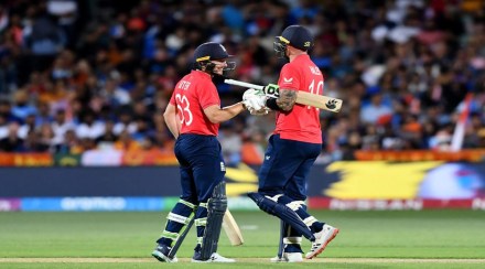England beat India by 10 wickets; Pakistan will play against England in the final round