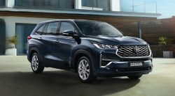 Toyota Innova Hycross MPV : केवळ १० सेकंदात वेग ताशी १०० किमी. ! टोयोटाने भारतात केली ‘ही’ नवीन कार लाँच