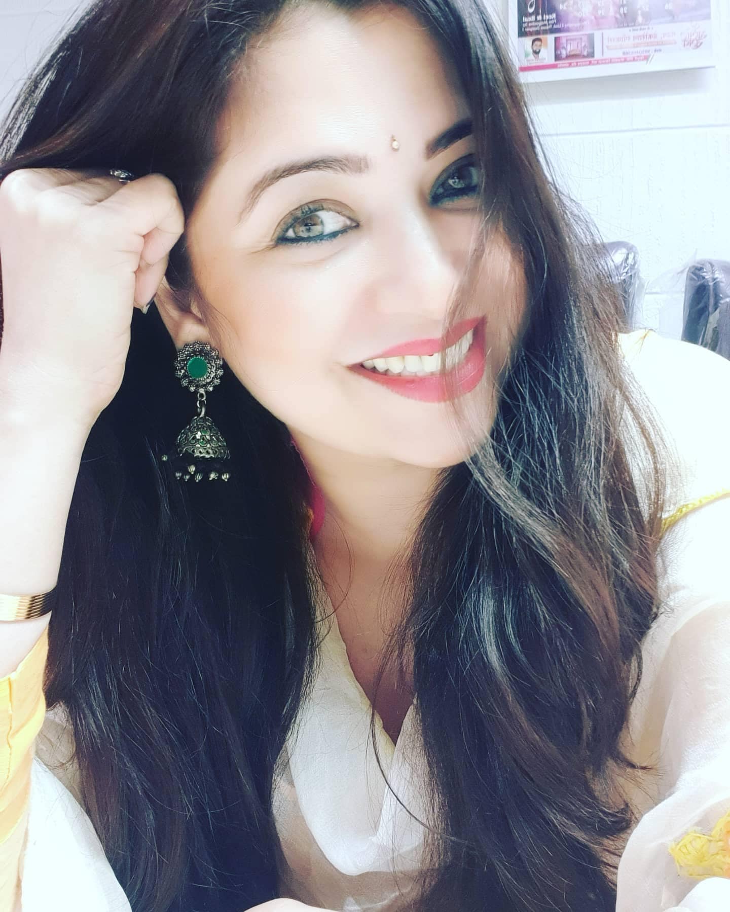 deepali sayed property income