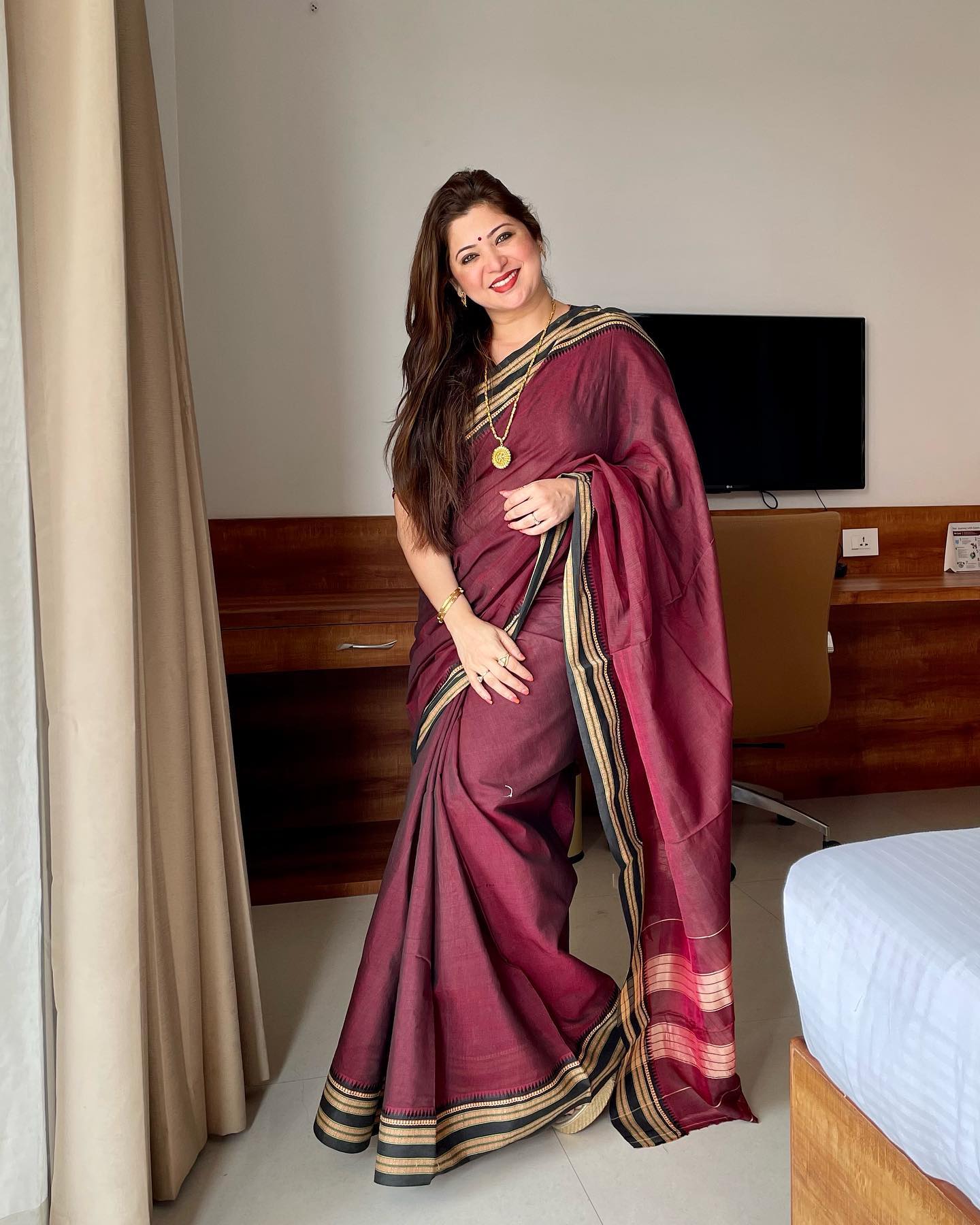 deepali sayed property income