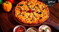 सावधान! पिझ्झा-बर्गर खाताय, तुम्हाला कर्करोग होऊ शकतो, जाणून घ्या त्यामागचं कारण