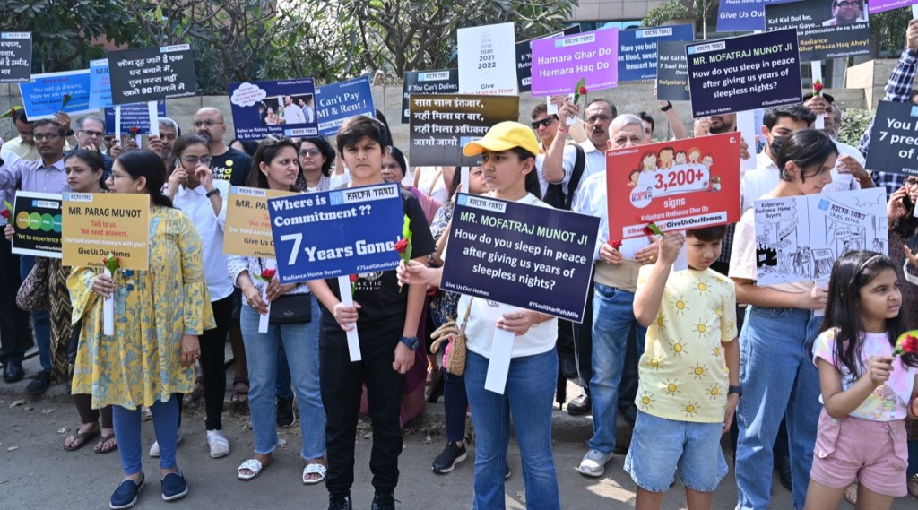 Protest by children of Kalpataru Radiance residents of Patra Chal Project
