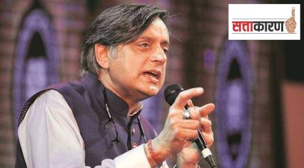 shashi Tharoor