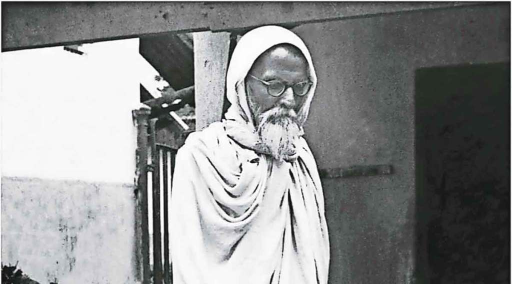विनोबा भावे
photo source : loksatta file photo
